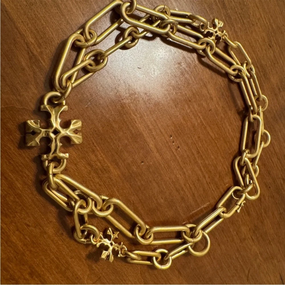 Tory Burch Gold Chain Link Necklace - Picture 2 of 7